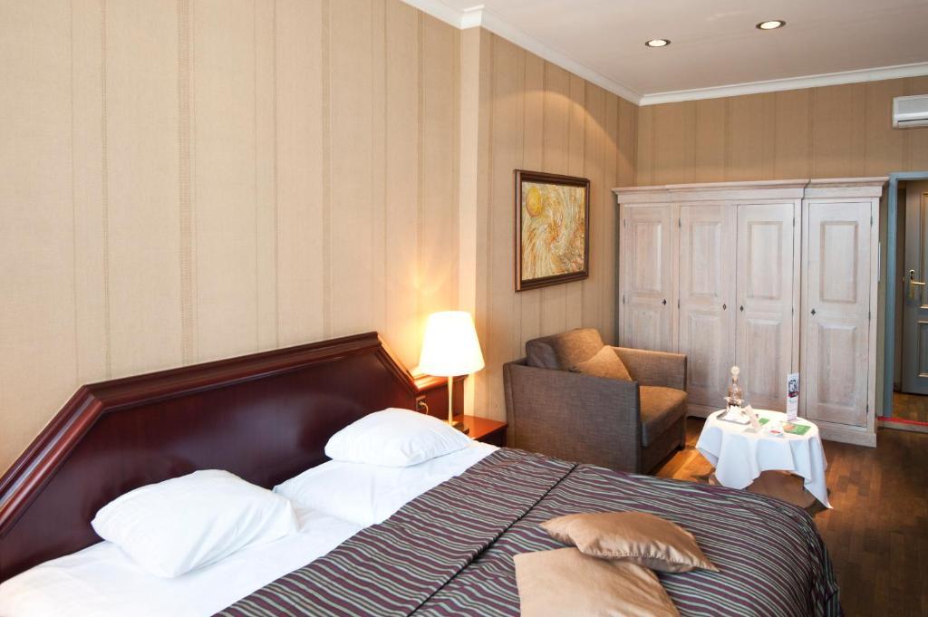 Hotel La Pomme D'Or Oudenaarde Værelse billede
